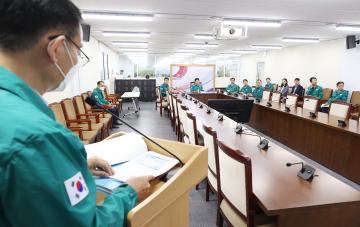 을지연습 전시종합상황실 근무자 격려 및 상황보고 청취(충남도청)